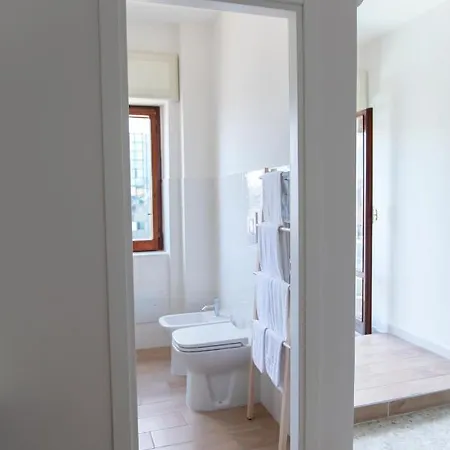 Allyoucantrip - Porto Affittacamere 4*