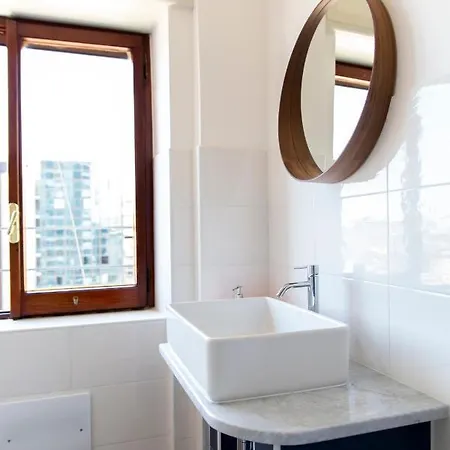 Allyoucantrip - Porto 4*