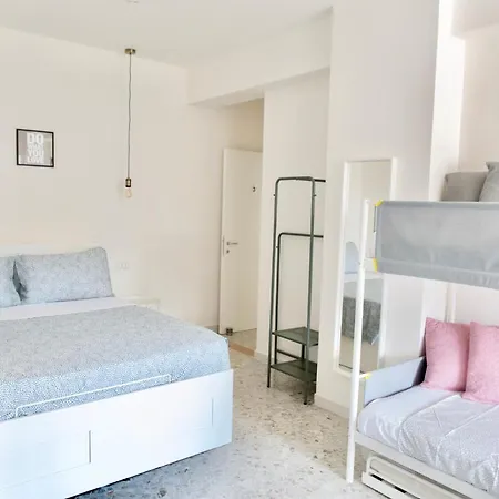 Allyoucantrip - Porto 4*